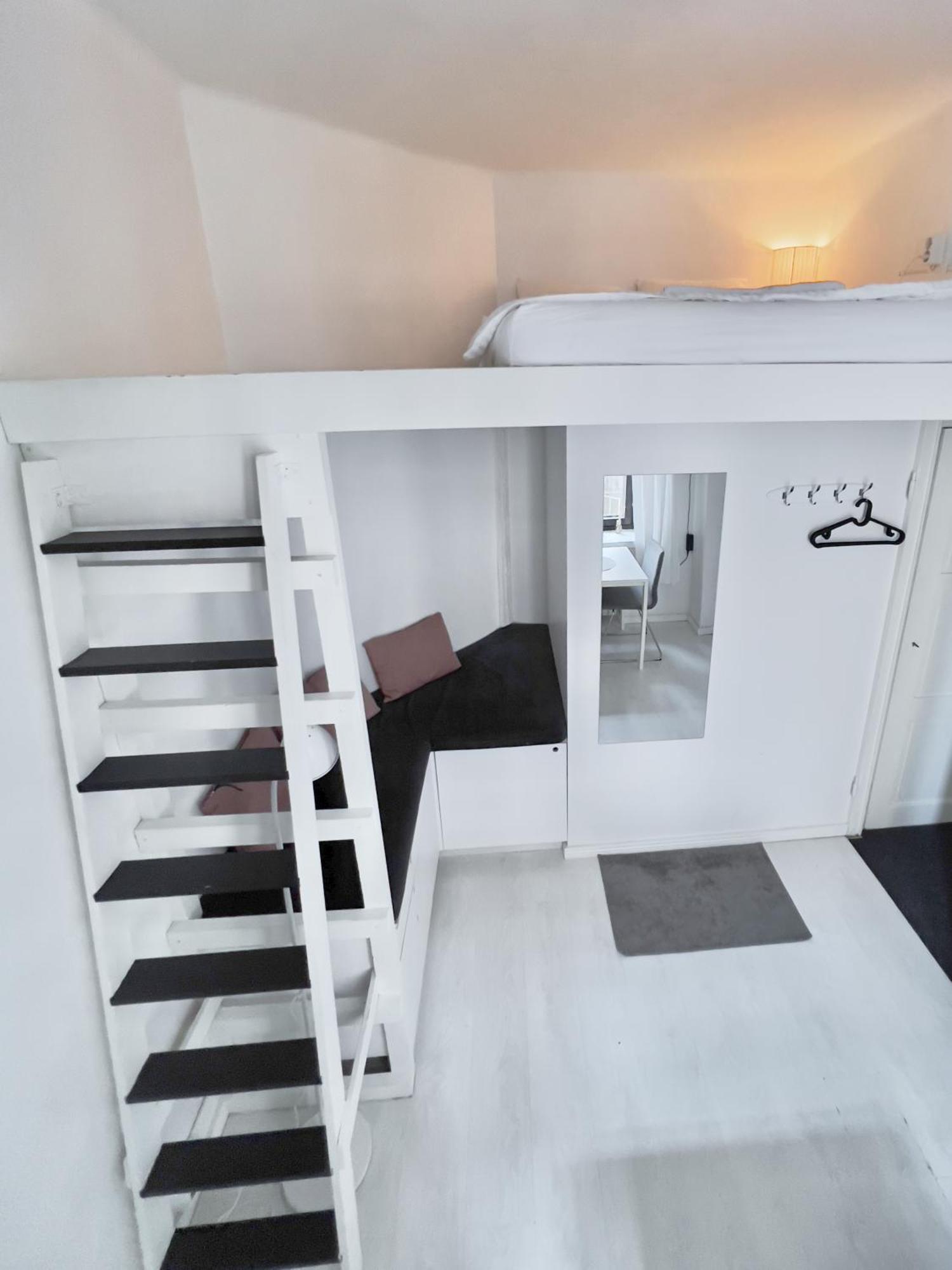 Dainty Central Apartment Helsinki Extérieur photo