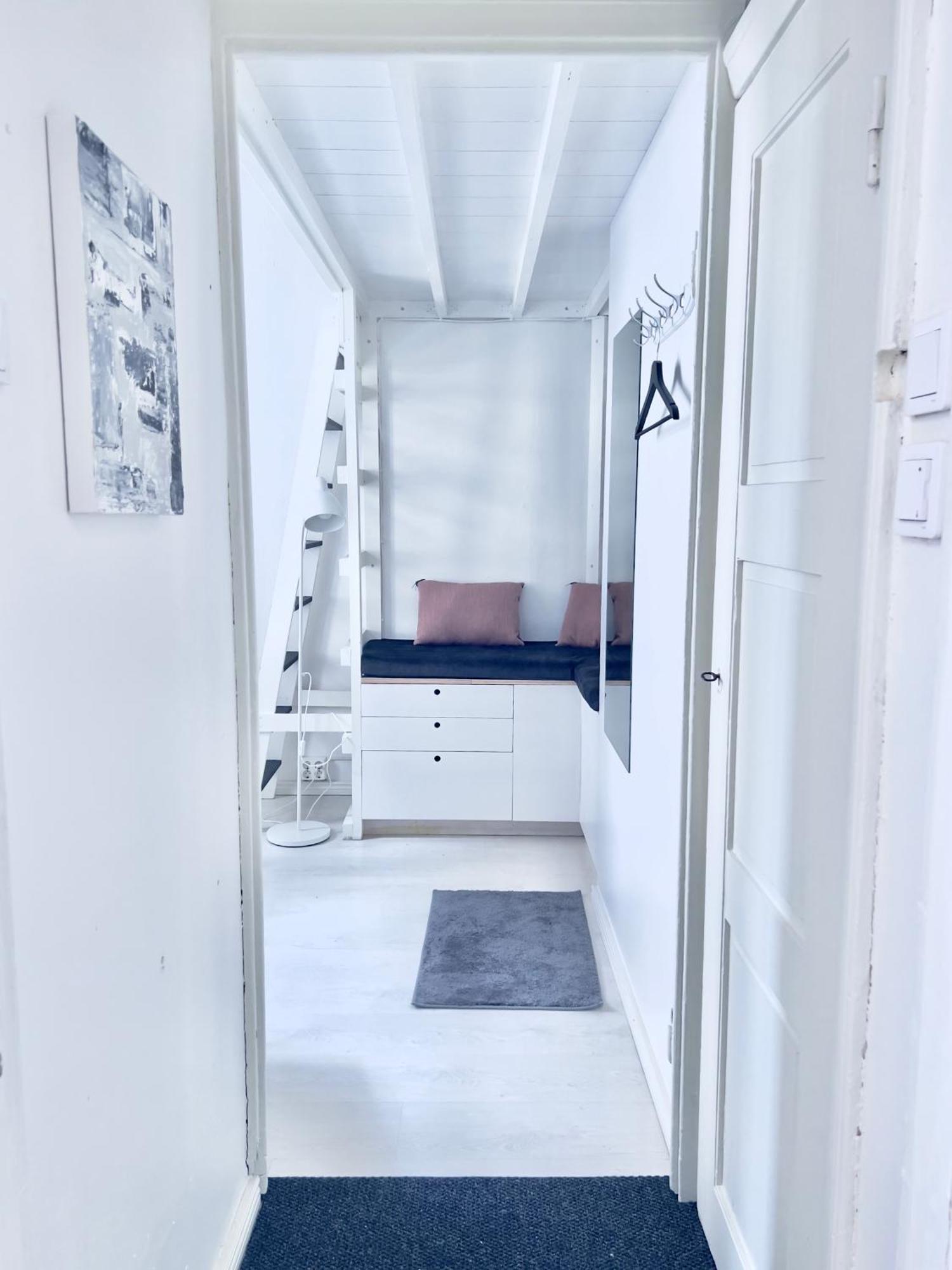 Dainty Central Apartment Helsinki Extérieur photo